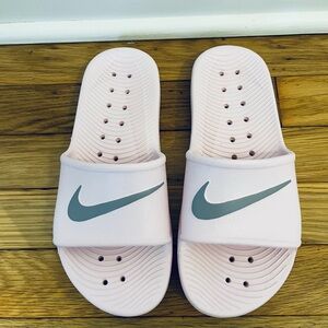 Nike Kawa Slides Sandals Unisex Men 7 Women 8 Pink Gray swoosh